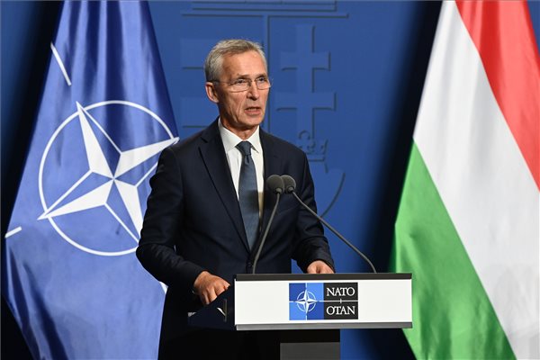 Stoltenberg: Ukrajna útja a NATO-tagság felé visszafordíthatatlan